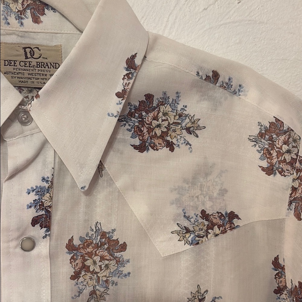 Off White Vintage Rustic Floral Print Western Shirt - Picture 5 of 15